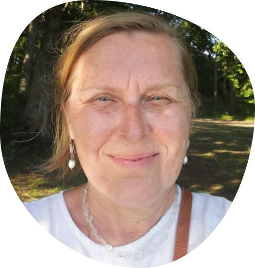 Dorothy in the park Dorothy in the park